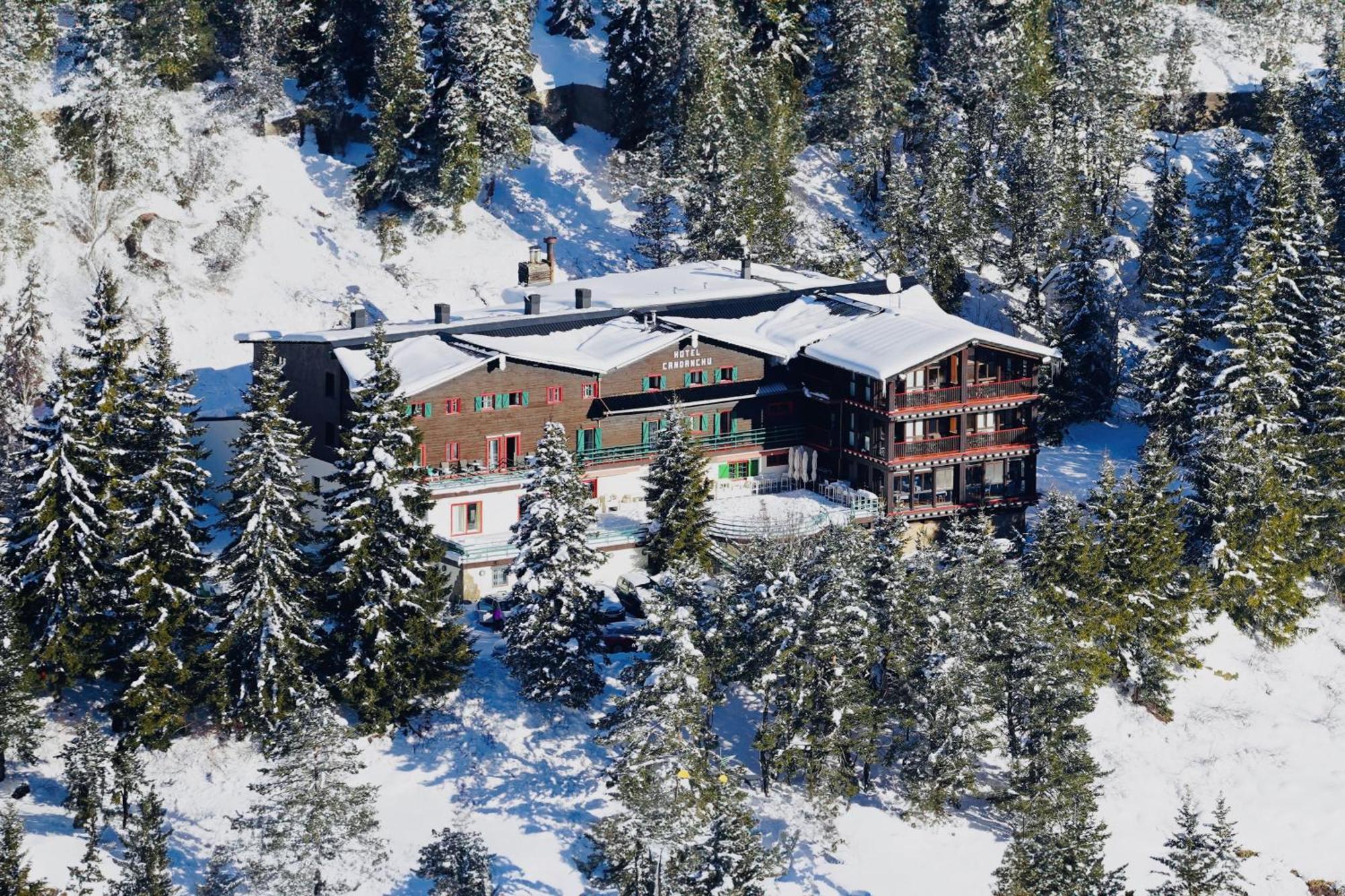 Snoe Hotel Candanchu Exterior photo
